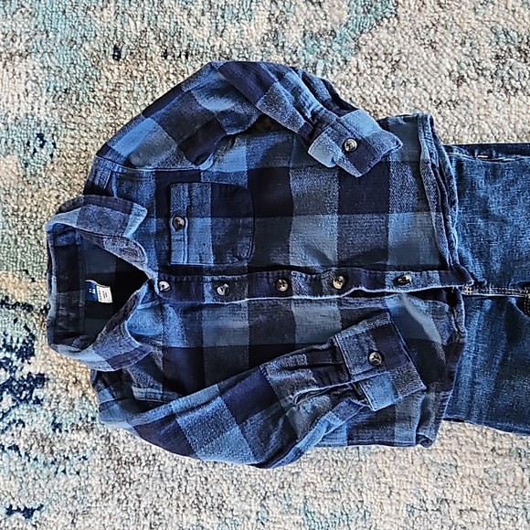 Boys 3T outfit - Picture 2 of 9